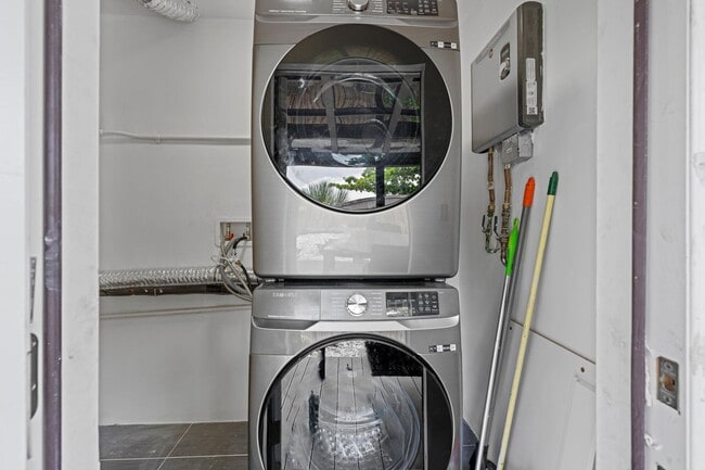 Photo - 408 Lancaster St