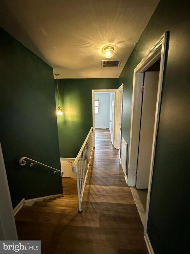 Photo - 8467 Ivy Glen Ct