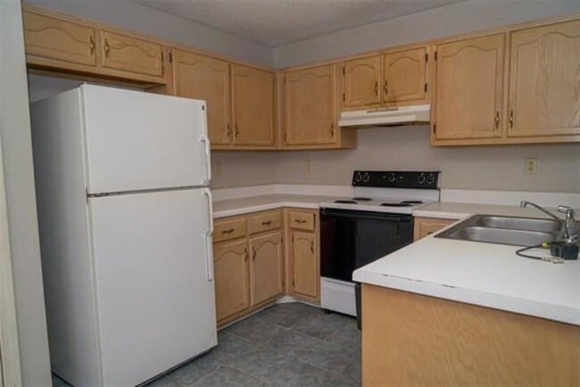 Photo - 7938 Anne's Cir