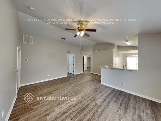 Photo - 10303 Lakeside Vista Dr