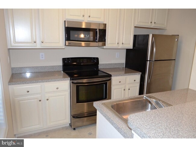 Photo - OPEN HOUSE Friday, JULY 24, 10:30 AM - 11:30 AM