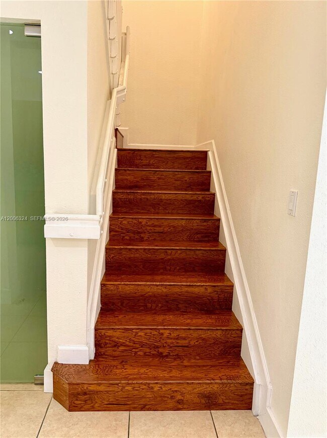 Photo - 10747 NW 76th Ln