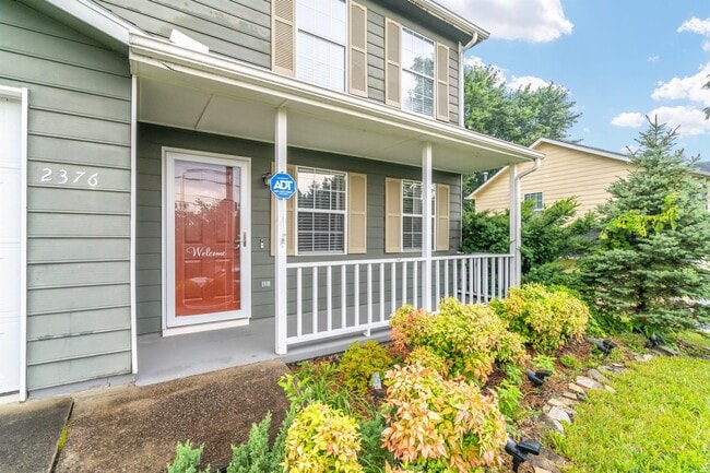 Photo - 2376 Wadsworth Dr