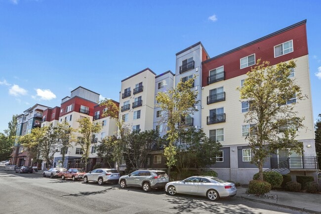 Promenade at the Park Apartment Homes