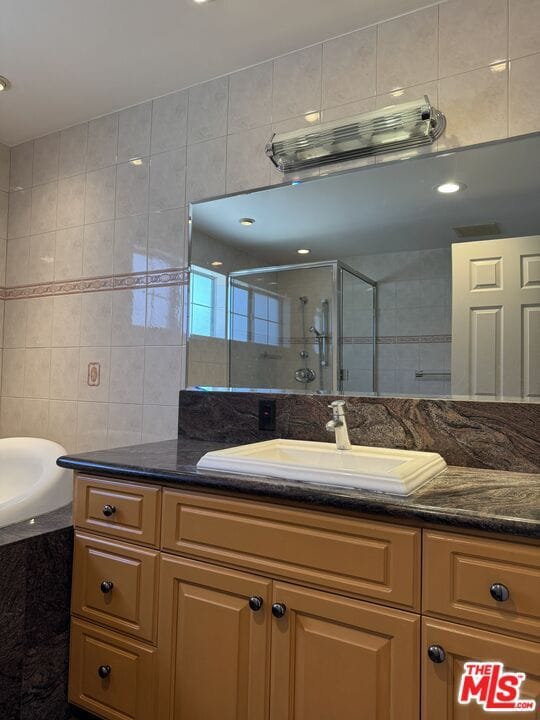 Photo - 5412 Hazeltine Ave