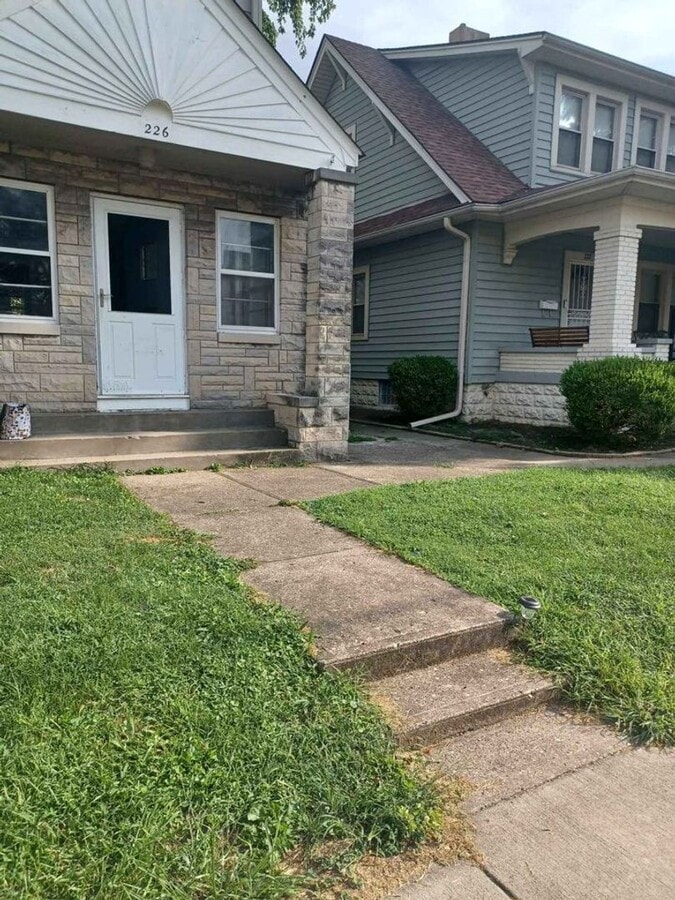 Photo - 226 E Maple St Apartment Unit 226 E Maple street #2 RE