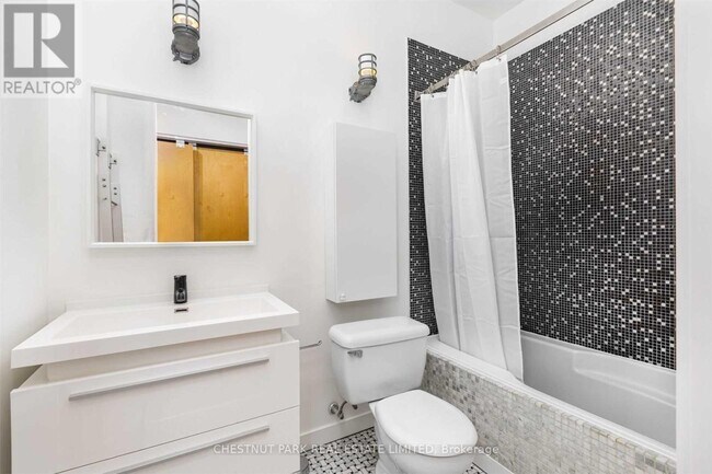 Photo - 155 Dalhousie St Unit 961