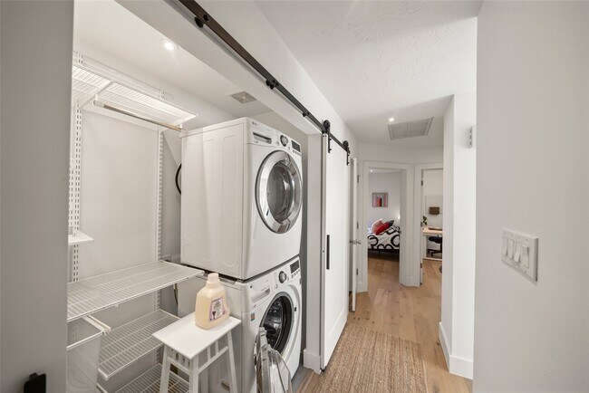 Building Photo - 258 Sentry Maple Pl