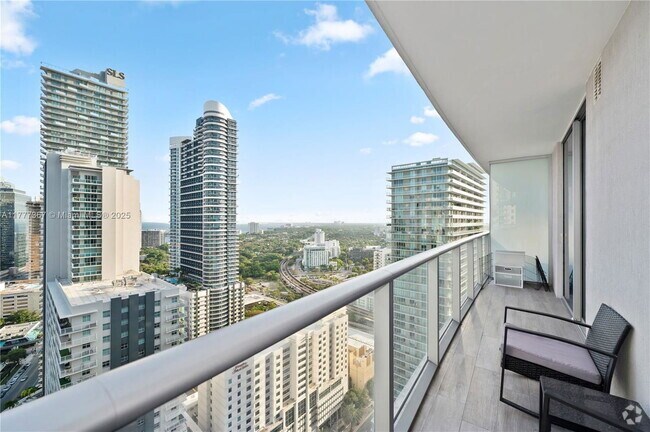Building Photo - 1100 South Miami Avenue Apt #3102, Miami, ... Unit 3102