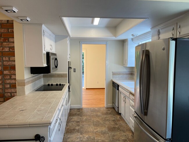 Photo - 1428 Roselli Dr