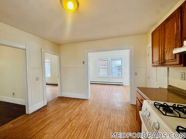 Photo - 569 Main St Unit 1