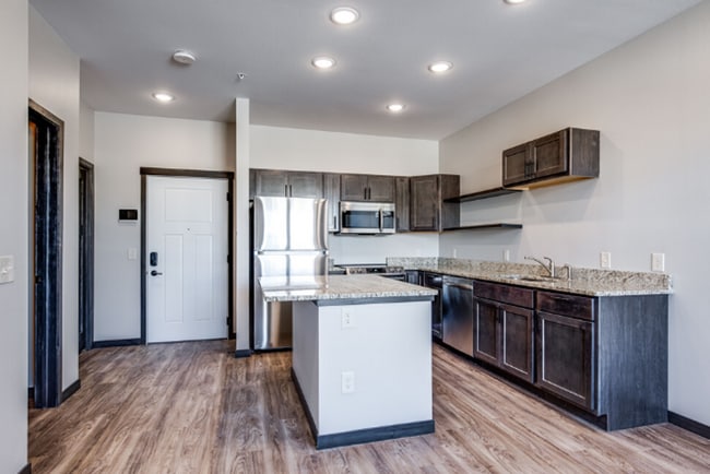 Photo - Mill City - Bldg. 02