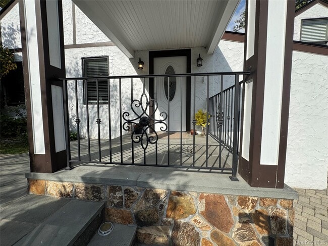 Photo - 20 Annadale St