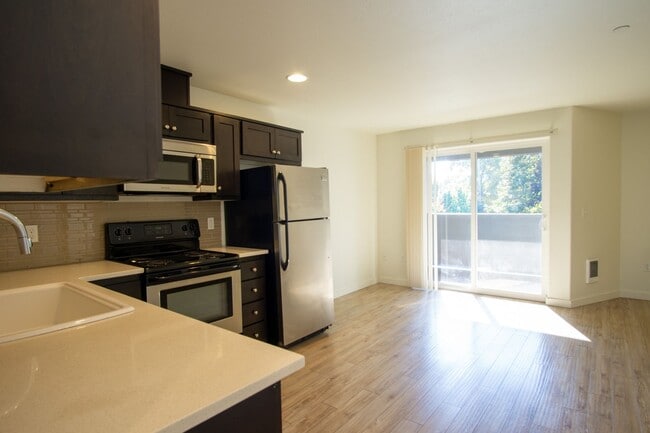 Photo - Stylish 2Bdr w/Stainless Appl, W&D, Private Balcony Unit 202