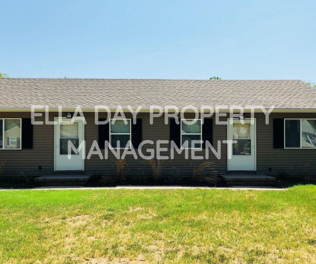 Building Photo - 836 S Terrace Dr Rental