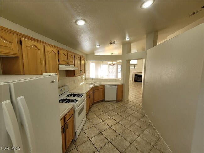 Photo - 1876 Stablegate Ave