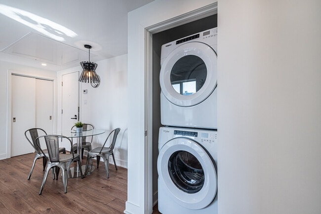 Photo - 1635 Rue Berri Unit SI ID1263263P