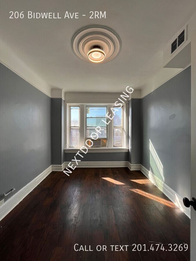 Photo - 206 Bidwell Ave Unit 2RM