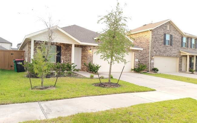 Photo - 27022 Breakaway Ln