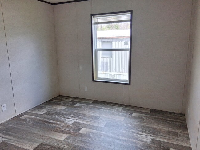 Photo - 2121 Panhandle Rd