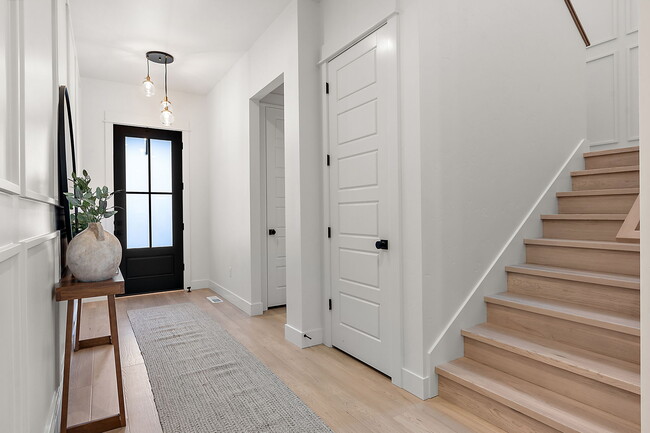 Photo - 6862 N Willowside Ave
