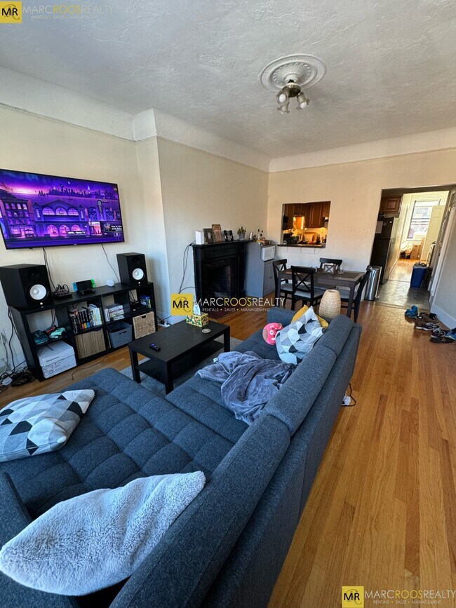 Photo - 461 Beacon St Unidad 3