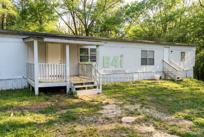 Photo - 122 Collins Rd