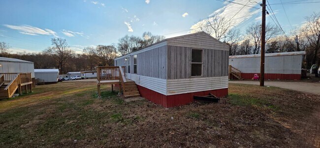 Photo - 8364 Cedar St