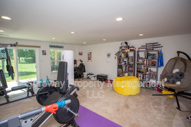 Photo - 172 Fela Dr