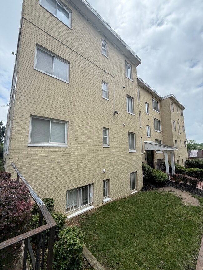 Photo - 705 Brandywine St SE Condo Unit #202