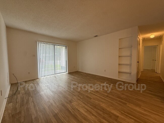 Photo - 350 N Crow Rd Unit B