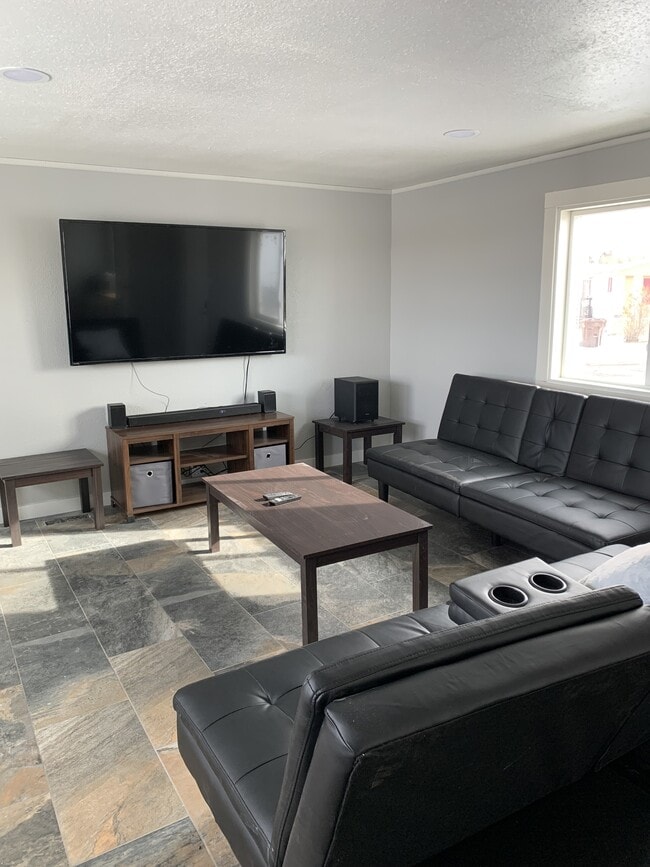 Photo - 4746 E Skyline Dr