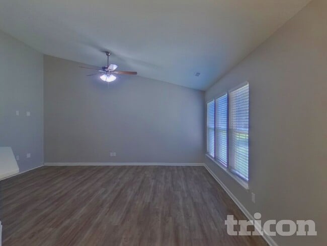 Photo - 1533 Moss Creek Dr