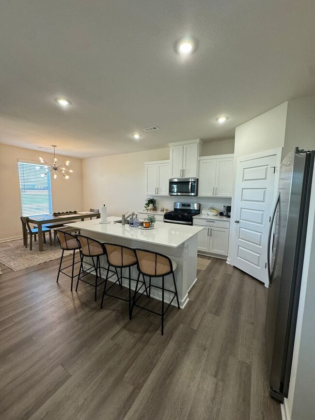 Photo - 4801 W Triangle St