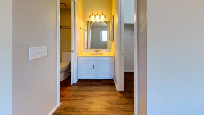 Photo - Villa Delano Apartment Homes