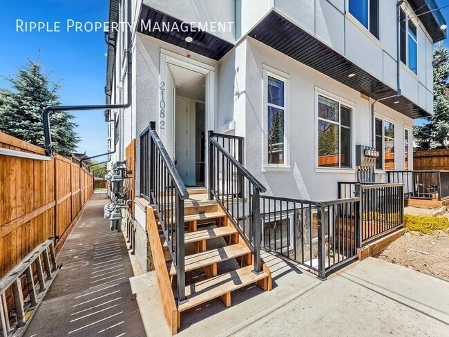 Building Photo - BRAND NEW SPACIOUS 3 BEDS, 2.5 BATHS TOWNHOUSE | PRIME MONTGOMERY LOCATION NEAR THE RIVER | BACK-...