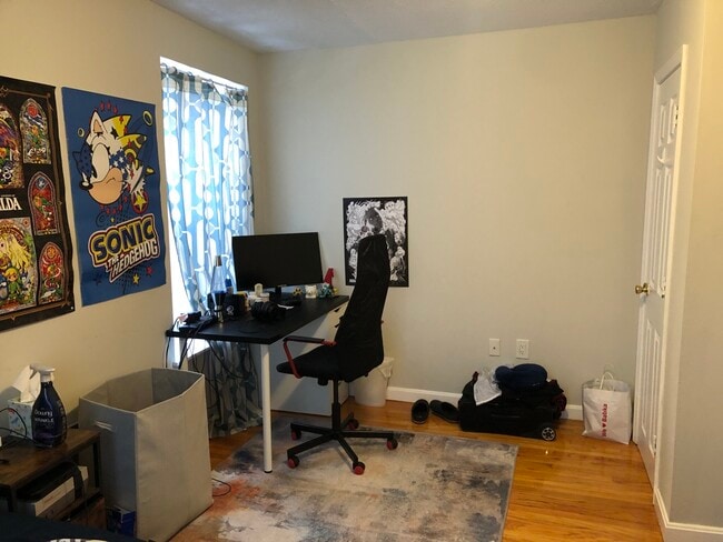 Photo - 44 Fleet St Unit 2