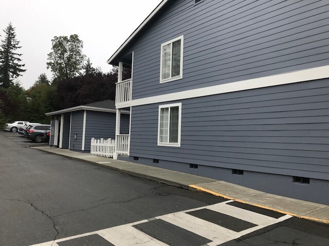 Photo - 855 Guard St