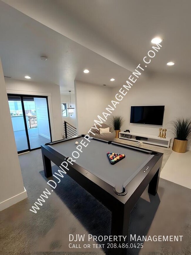 Photo - 4264 W Lovegood Ln