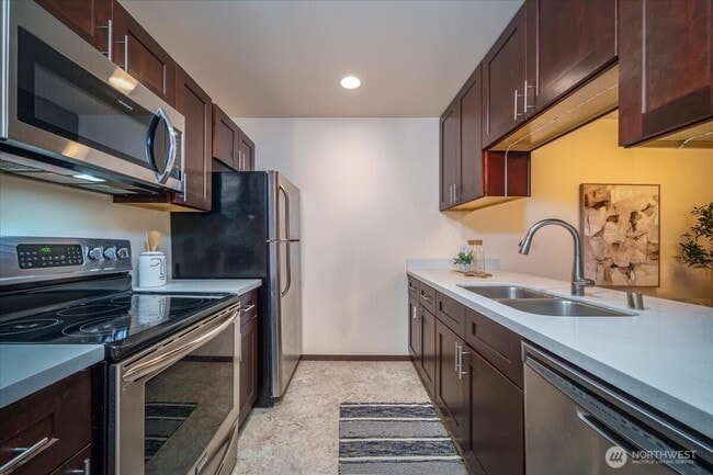 Photo - 11532 15th Ave NE Unit 401