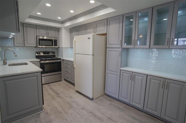 Photo - 400 Island Way Unit 308