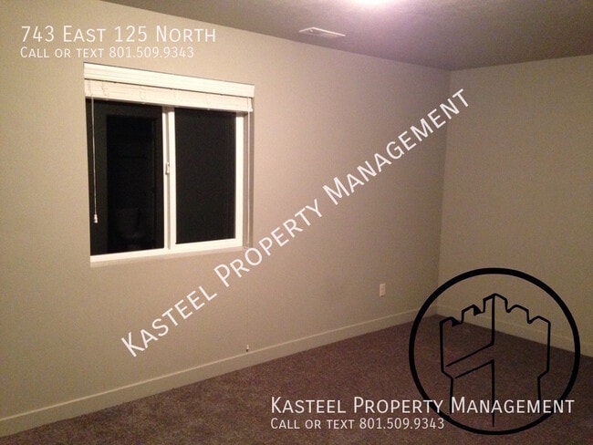 Photo - 743 E 125 N St