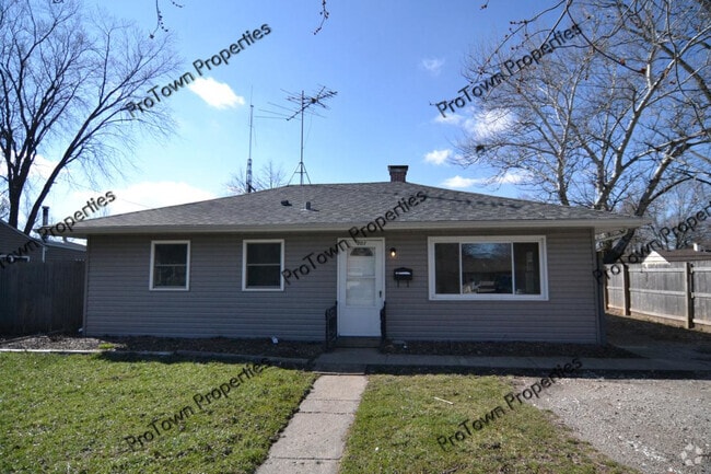 Building Photo - 301 Saint Jude Ave Rental