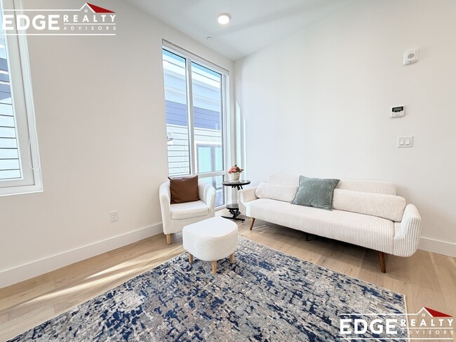 Photo - 38 Hichborn St Unit 304