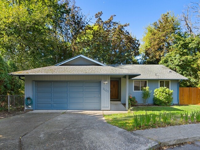 Photo - 1107 Meadowview Ct