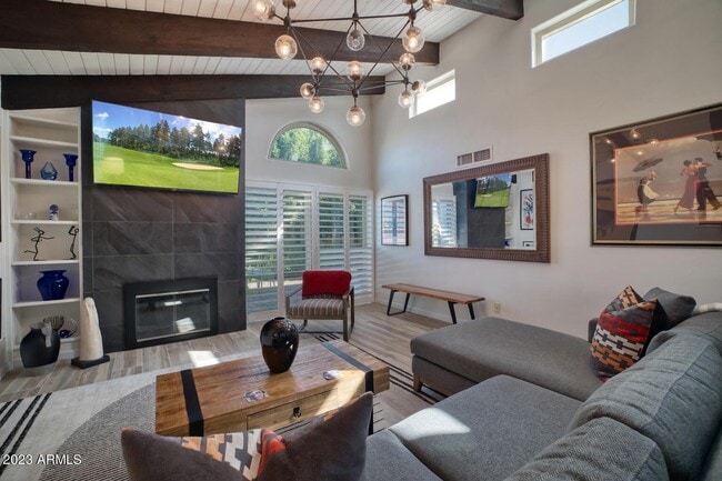 Photo - 5519 N 71st Pl Townhome