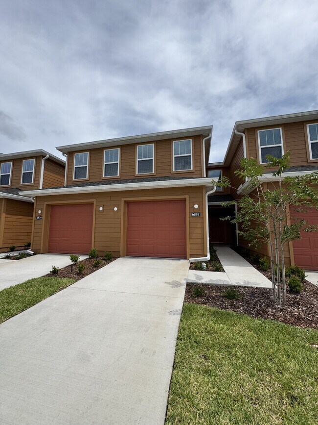 Brand New 3 Bed | 2.5 Bath Townhome – Mode... - Brand New 3 Bed | 2.5 Bath Townhome – Mode...