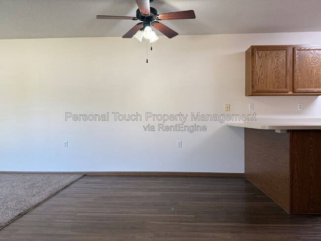 Photo - 455 22nd St E Unidad D