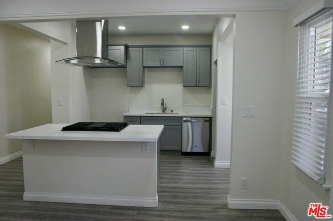 Photo - 4265 Garthwaite Ave