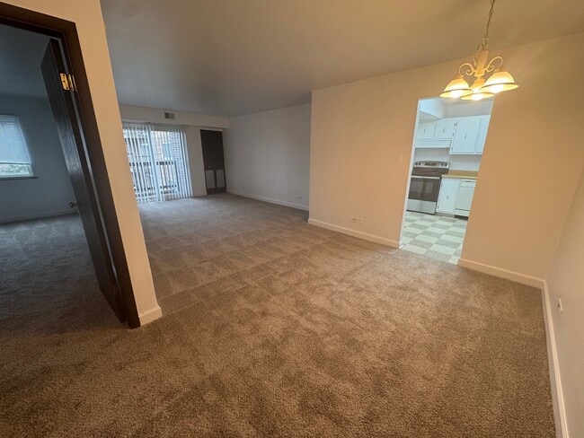 Photo - 700 Perrie Dr Unit 305